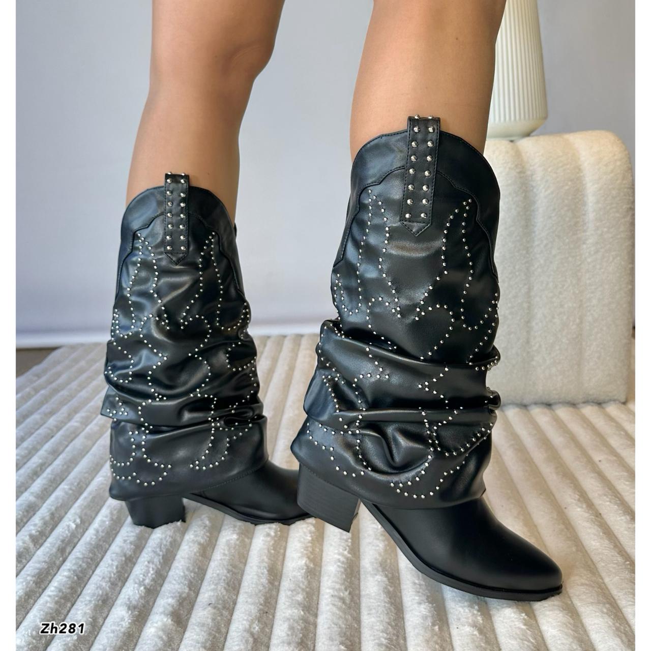 Bota texana negro doblez apliques y taches plateado tacon 6cm 255-074